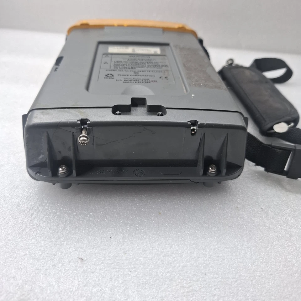 FLUKE 434 POWER QUALITY ANALYZER 1000V CAT III/600V CAT IV FLUKE 434 (As Is)